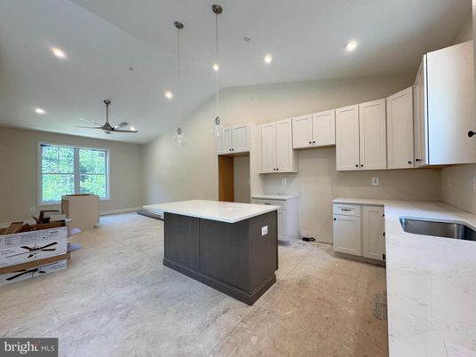 Interior, Kitchen, Pendant Lights, Recessed Lighting