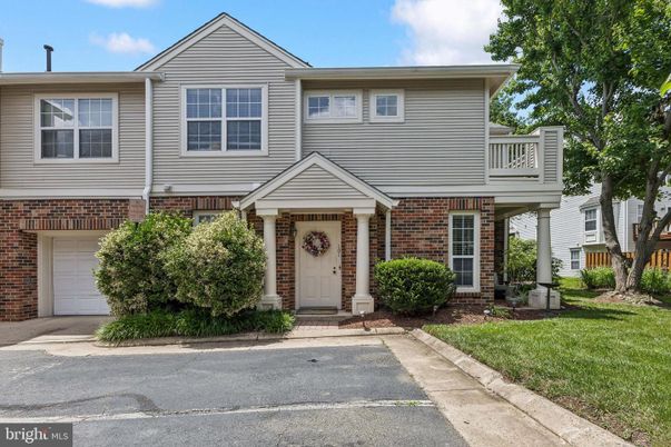 Attached, Exterior, Facade, Brick Facade, Rowhouse