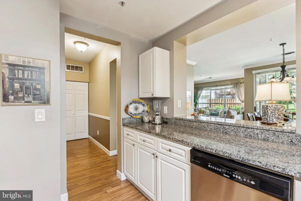 Interior, Kitchen, Pendant Lights, Wood Texture Flooring