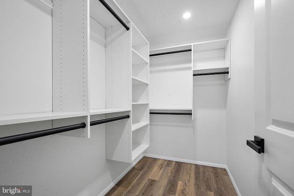 Interior, Recessed Lighting, Walk-in Closets, Wood Texture Flooring
