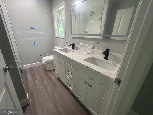 Bathroom, Dual Sink Vanities, Interior, Wood Texture Flooring