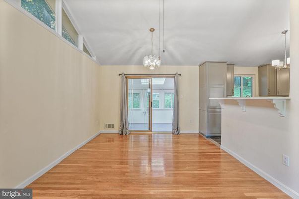 Empty room, Interior, Pendant Lights, Wood Texture Flooring