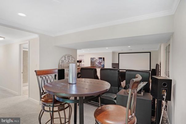 Dining room, Interior, Projection Screen, Recessed Lighting