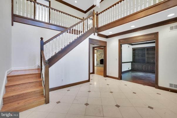 Fireplace, Interior, Recessed Lighting, Wood Texture Flooring