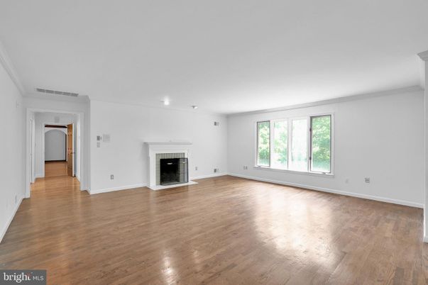 Empty room, Fireplace, Interior, Wood Texture Flooring