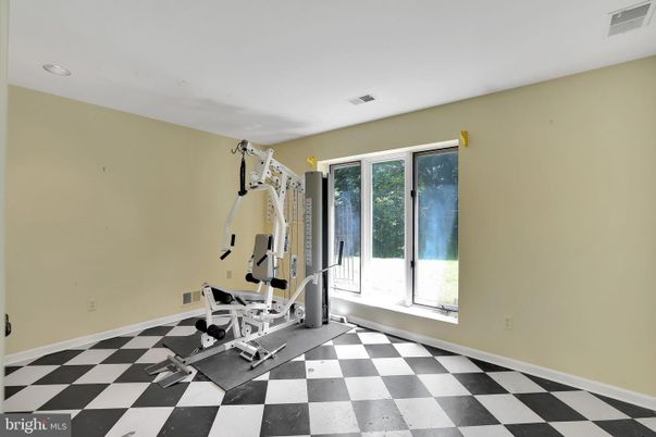 Fitness Equipment, Interior, Recessed Lighting
