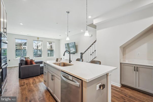 Interior, Kitchen, Living room, Pendant Lights, Recessed Lighting, Stainless Steel Appliances, Wood Texture Flooring