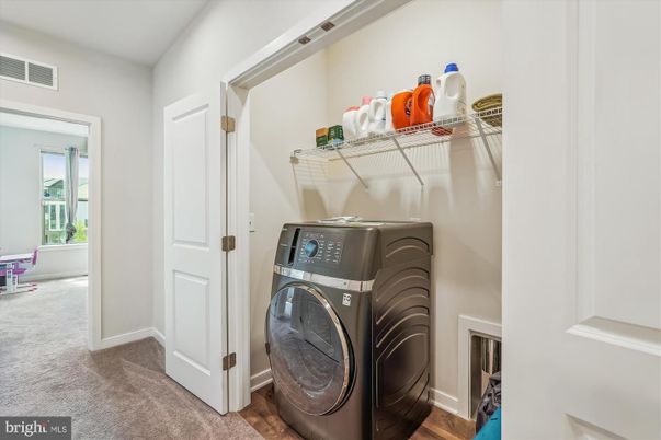 Interior, Utility Closets, Washer, Wood Texture Flooring