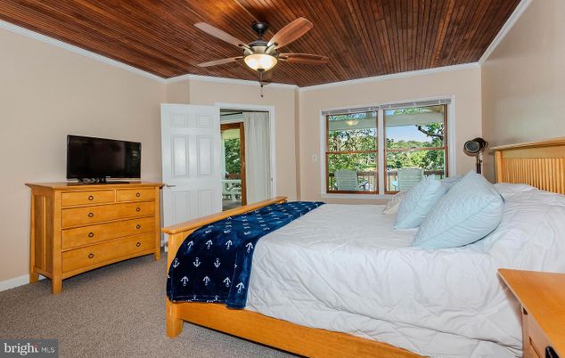 Bedroom, Interior, Wooden Ceilings