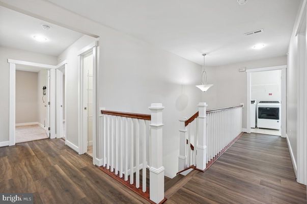 Interior, Pendant Lights, Recessed Lighting, Wood Texture Flooring