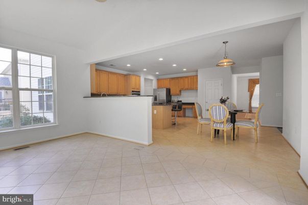 Dining room, Interior, Kitchen, Pendant Lights, Recessed Lighting
