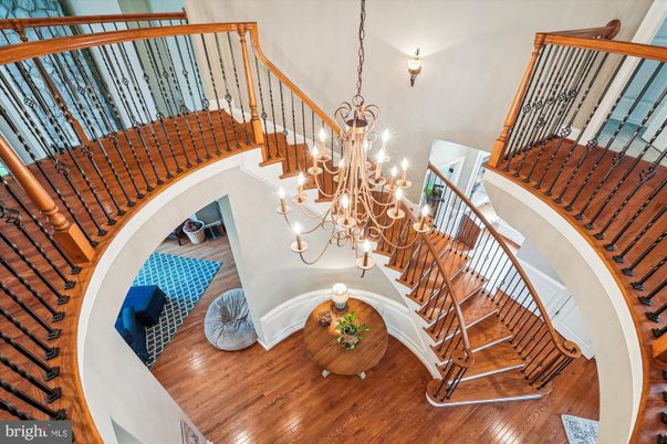 Chandelier, Interior, Wood Texture Flooring