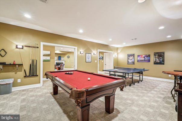 Billiard Table, Game Room, Interior, Recessed Lighting