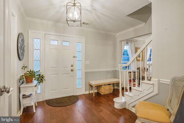 Chandelier, Interior, Wood Texture Flooring