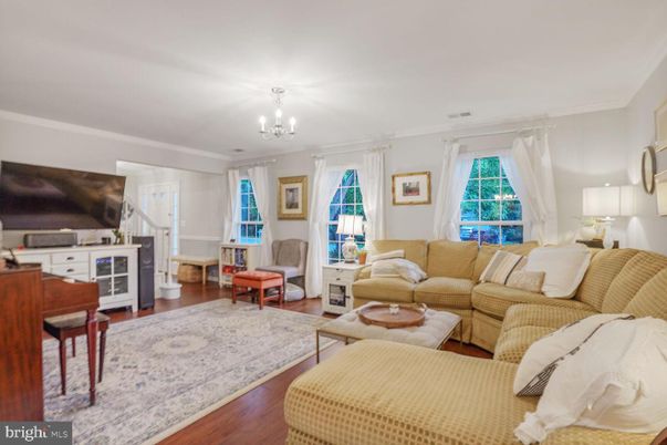 Chandelier, Interior, Living room, Wood Texture Flooring