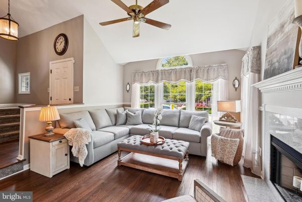Fireplace, Interior, Living room, Pendant Lights, Wood Texture Flooring