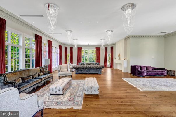 Chandelier, Interior, Living room, Recessed Lighting, Wood Texture Flooring