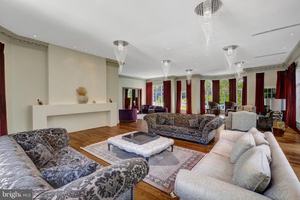 Chandelier, Interior, Living room, Recessed Lighting, Wood Texture Flooring