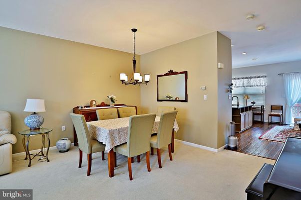 Chandelier, Dining room, Interior, Recessed Lighting, Wood Texture Flooring