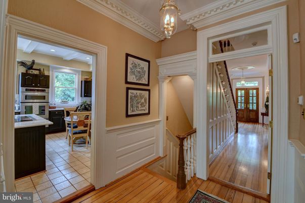 Chandelier, Dining room, Interior, Kitchen, Recessed Lighting, Wood Texture Flooring