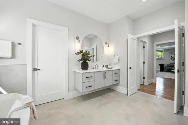Bathroom, Interior, Recessed Lighting, Wood Texture Flooring