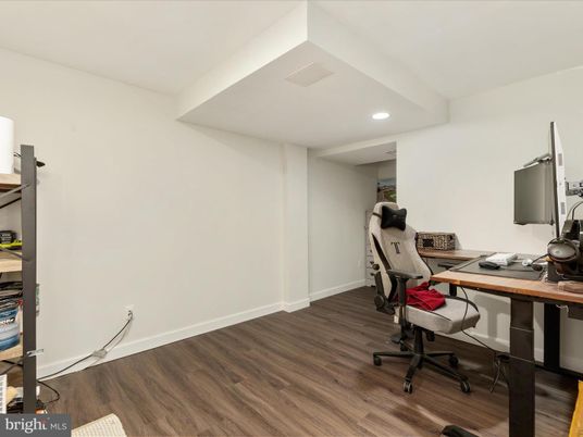 Home Office, Interior, Recessed Lighting, Wood Texture Flooring