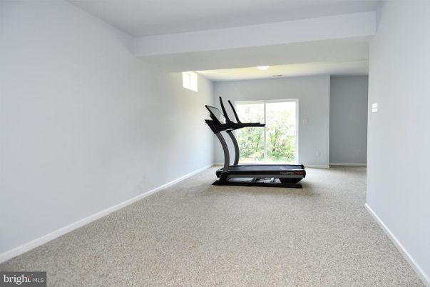 Empty room, Fitness Equipment, Interior