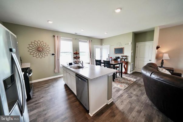 Dining room, Interior, Kitchen, Recessed Lighting, Wood Texture Flooring