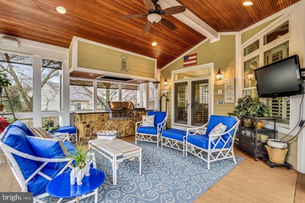 Interior, Living room, Recessed Lighting, Wooden Ceilings, Wood Texture Flooring