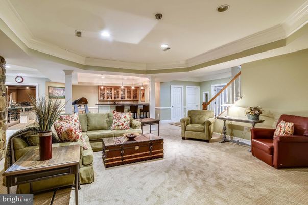 Interior, Living room, Pendant Lights, Recessed Lighting