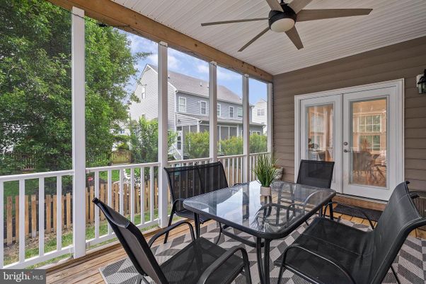 Dining room, Interior, Sun Room, Wood Texture Flooring