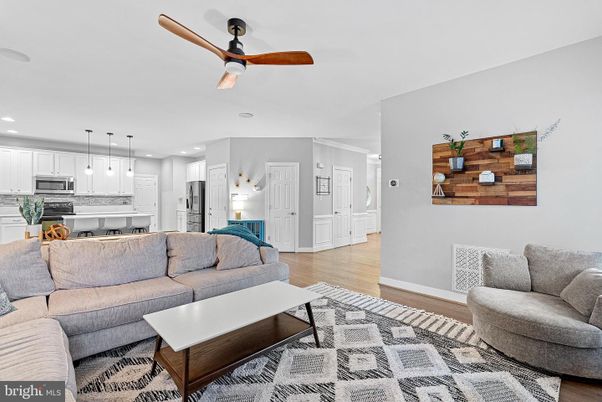 Interior, Kitchen, Living room, Pendant Lights, Recessed Lighting, Stainless Steel Appliances, Wood Texture Flooring