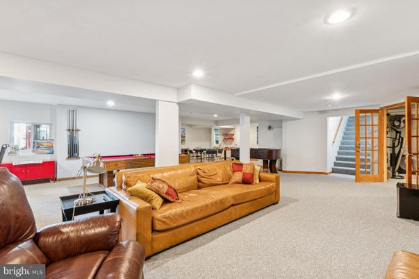 Billiard Table, Game Room, Interior, Living room, Recessed Lighting