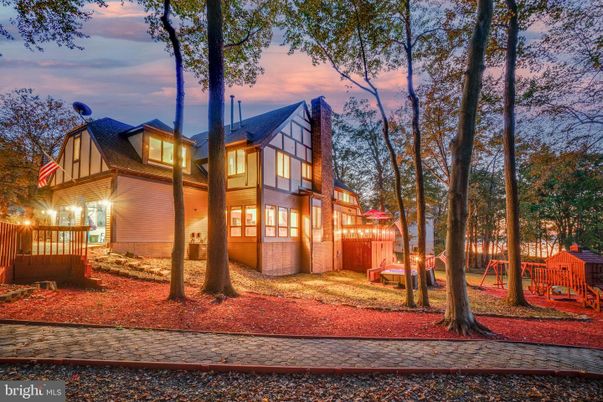 Backyard, Exterior, Facade, Tudor Revival