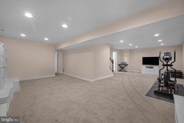 Fitness Equipment, Interior, Recessed Lighting
