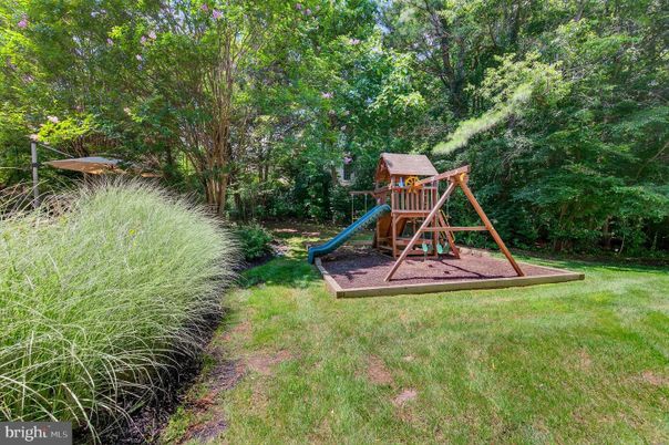 Backyard, Exterior, Playground