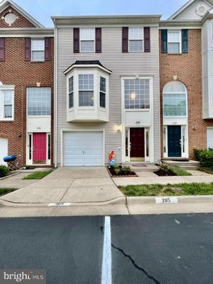 Attached, Exterior, Facade, Brick Facade, Rowhouse