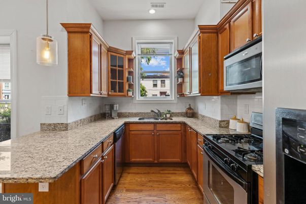 Interior, Kitchen, Pendant Lights, Recessed Lighting, Wood Texture Flooring