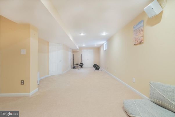 Fitness Equipment, Interior, Recessed Lighting