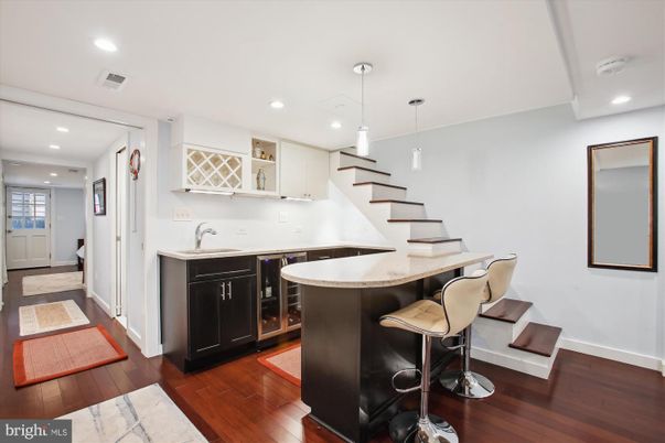 Interior, Pendant Lights, Recessed Lighting, Wood Texture Flooring