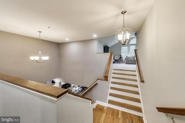 Interior, Pendant Lights, Recessed Lighting, Wood Texture Flooring