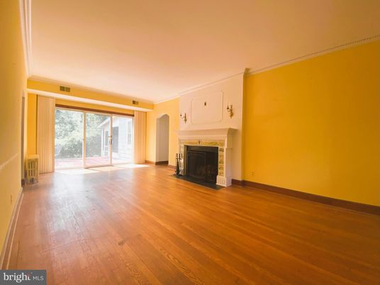 Empty room, Fireplace, Interior, Wood Texture Flooring