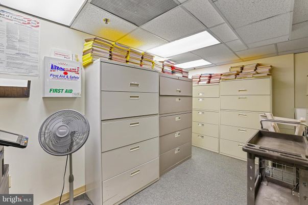 Interior, Recessed Lighting, Walk-in Closets