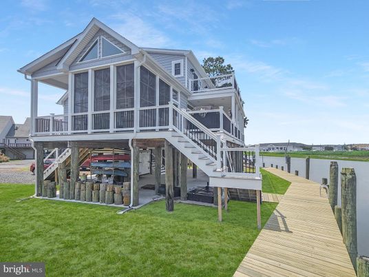 Backyard, Exterior, Water