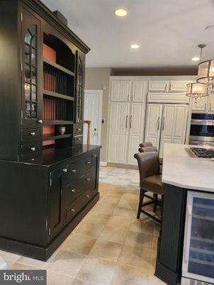 Chandelier, Interior, Kitchen, Recessed Lighting