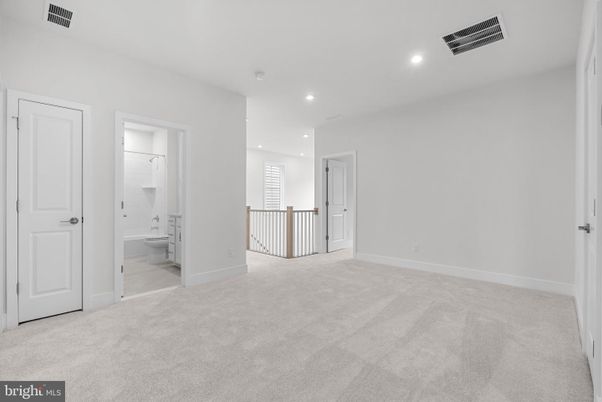Bathroom, Empty room, Interior, Recessed Lighting