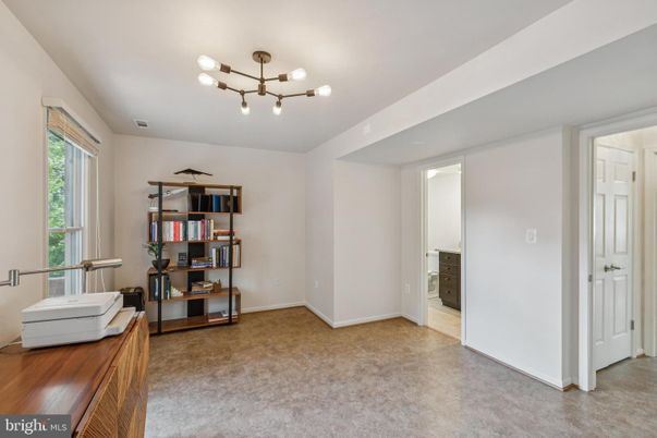 Bathroom, Empty room, Interior, Pendant Lights
