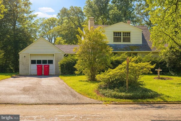Attached, Backyard, Detached Garage, Exterior, Facade, Split Level