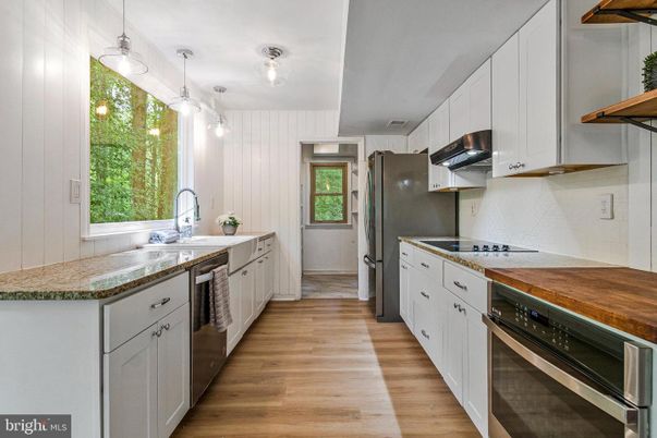 Interior, Kitchen, Pendant Lights, Stainless Steel Appliances, Wood Texture Flooring