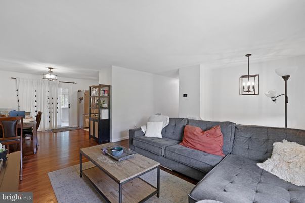 Dining room, Interior, Living room, Pendant Lights, Wood Texture Flooring